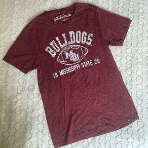 NEW Gameday Social Mississippi State Football T-Shirt - Size Medium, Unisex